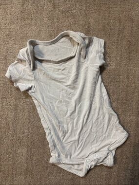 Kyte NB gray Onesie bamboo
